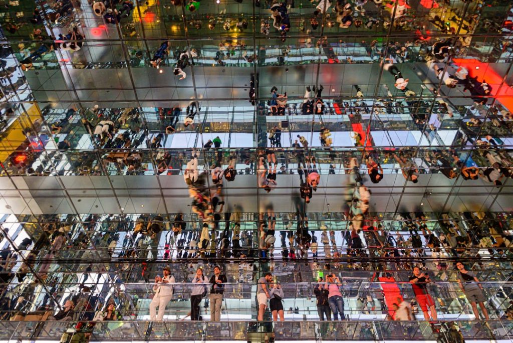 Como o Metaverso Impactará o E-commerce em 2025?